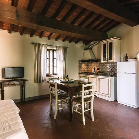 Aparthotel Tenuta Quarrata 2*
