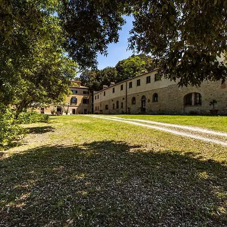 Aparthotel Tenuta Quarrata 2*